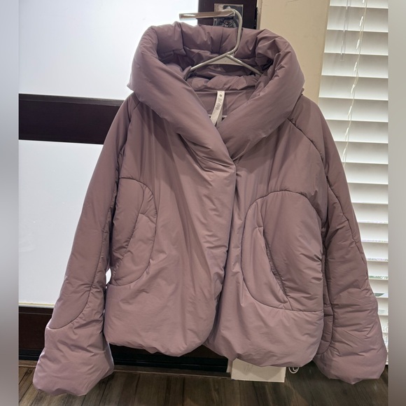 Lululemon lavender puffer - Picture 2 of 5